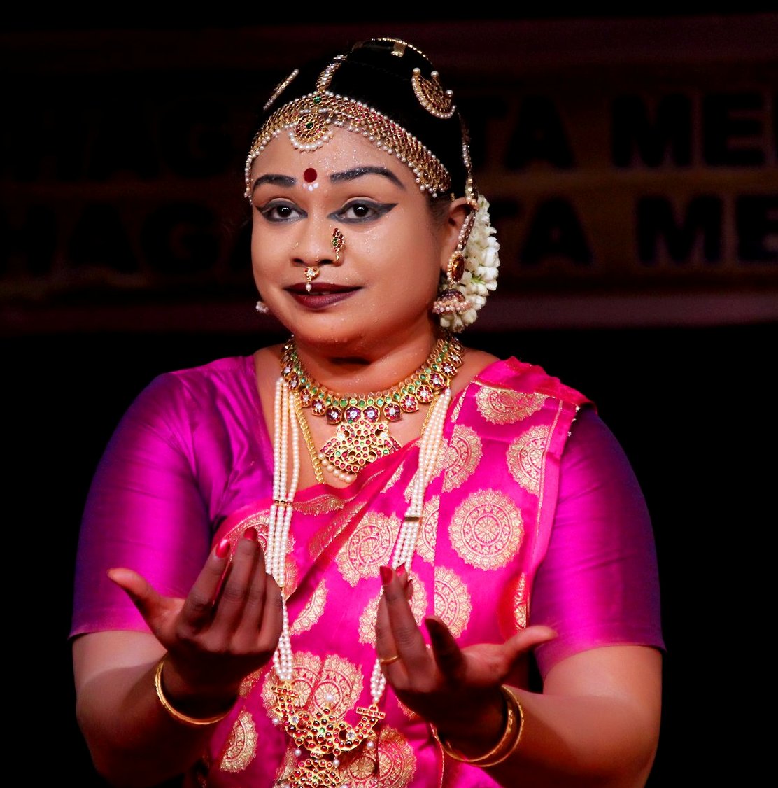 Anuratha Swaminathan — Bharatanatyam