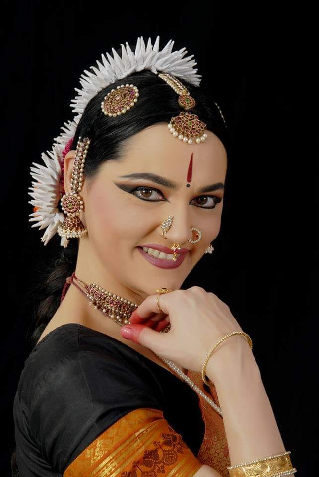 Marie Elangovan — Bharatanatyam